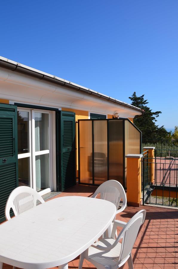 Agriturismo Tendapiccola Ceriale Exteriör bild