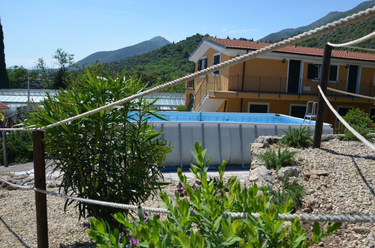 Agriturismo Tendapiccola Ceriale Exteriör bild